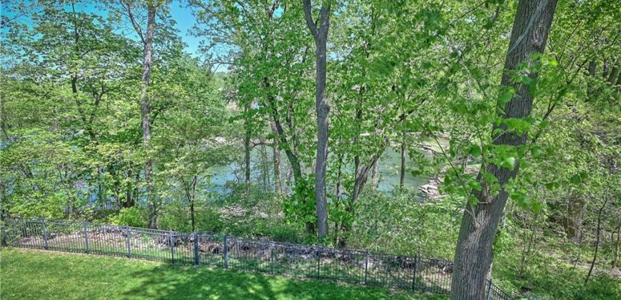 Homes for Sale in Parkville, MO 64152 | 6195 N White Oak Drive