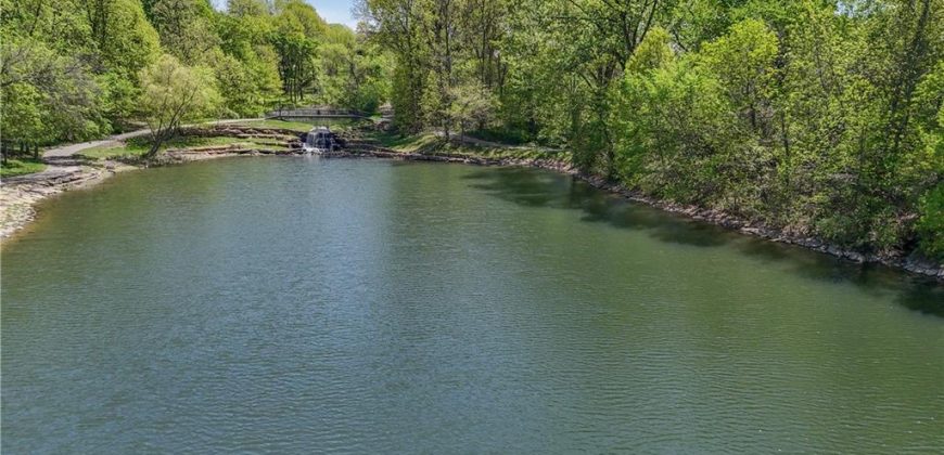 Homes for Sale in Parkville, MO 64152 | 6195 N White Oak Drive
