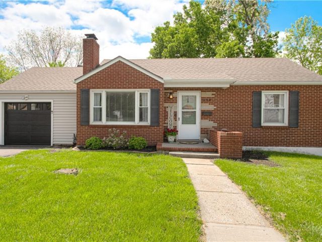 Homes for Sale in Liberty, MO 64068 | 529 W Liberty Drive