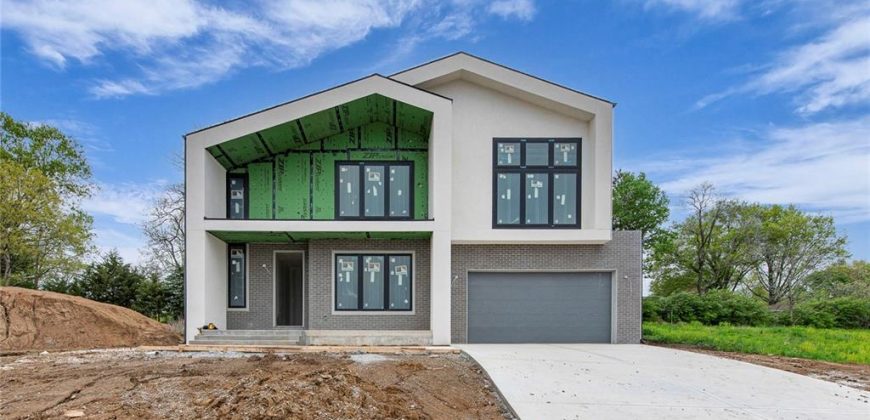 Homes for Sale in Kansas City, MO 64154 | 2614 NW 84th Terrace