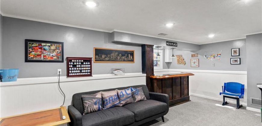 Homes for Sale in Kansas City, MO 64157 | 9808 N Hedges Avenue