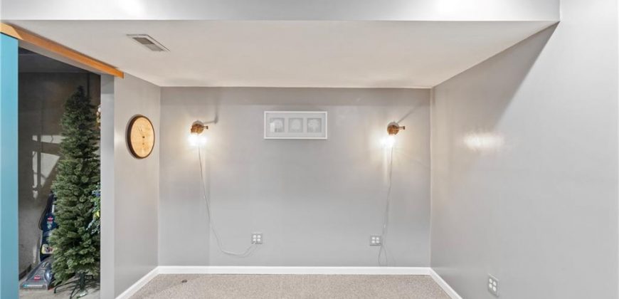 Homes for Sale in Kansas City, MO 64157 | 9808 N Hedges Avenue