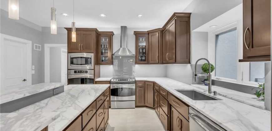 Homes for Sale in Kansas City, MO 64116 | 6 NW Briar Point Drive