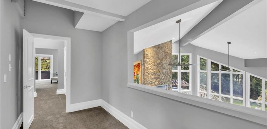 Homes for Sale in Kansas City, MO 64116 | 6 NW Briar Point Drive