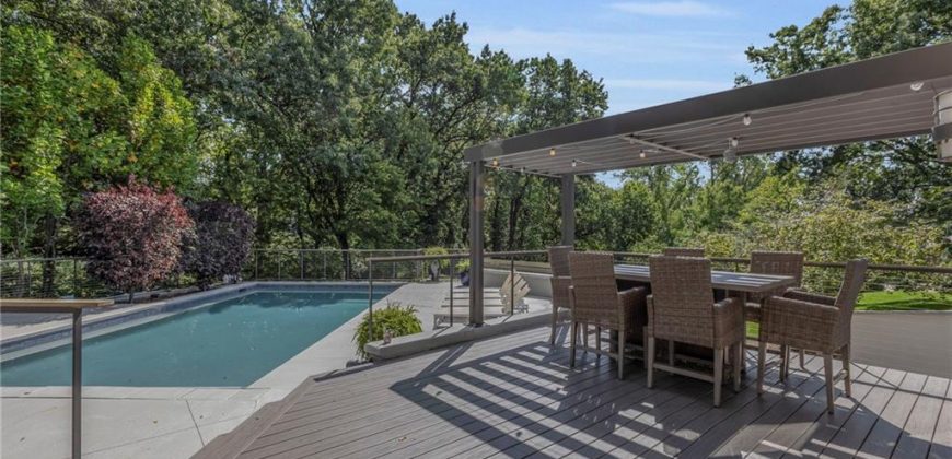 Homes for Sale in Kansas City, MO 64116 | 6 NW Briar Point Drive