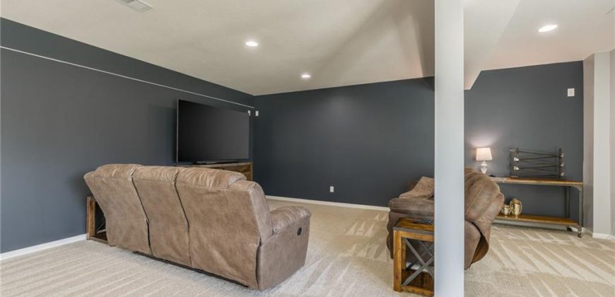 Homes for Sale in Kansas City, MO 64154 | 5513 NW 111th Court