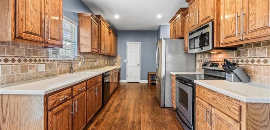 Homes for Sale in Kansas City, MO 64154 | 9611 N Adrian Place