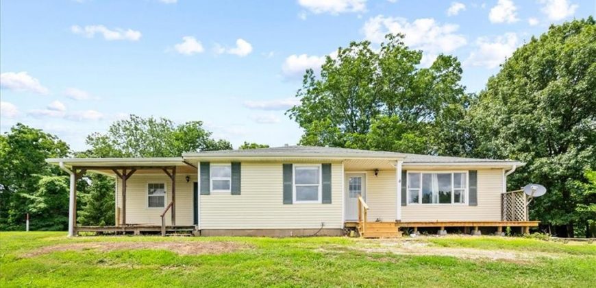 Homes for Sale in Platte City, MO 64079 | 11010  Platte River Road