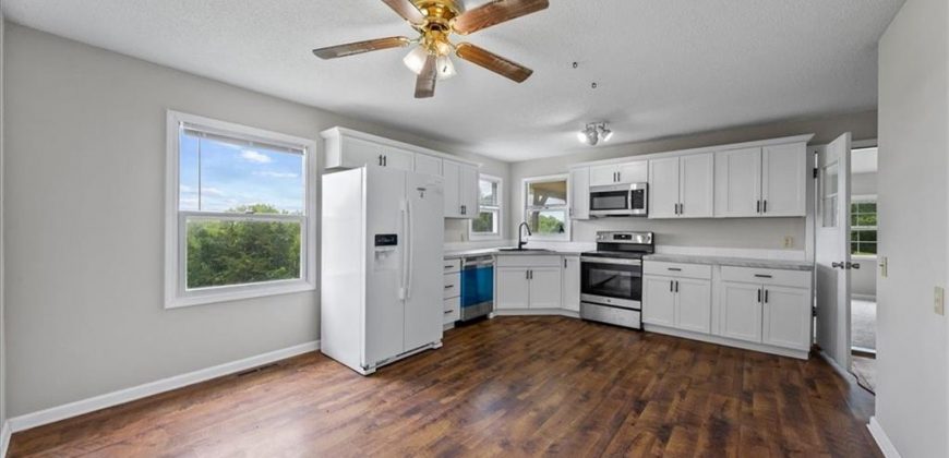Homes for Sale in Platte City, MO 64079 | 11010  Platte River Road