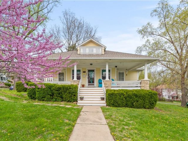 Homes for Sale in Liberty, MO 64068 | 340  Harrison Street