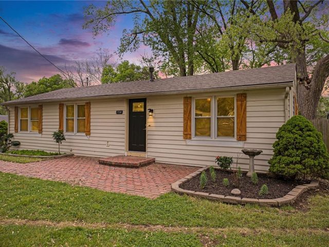 Homes for Sale in Kansas City, MO 64118 | 7934 N JEFFERSON Street