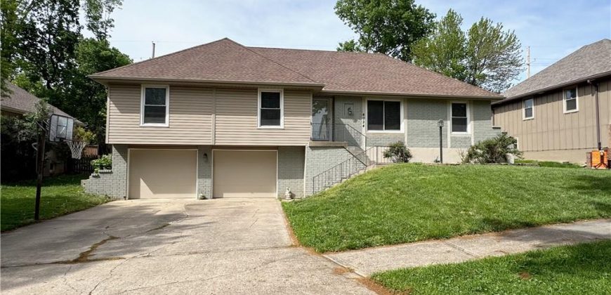 Homes for Sale in Gladstone, MO 64119 | 4024 NE 59th Terrace