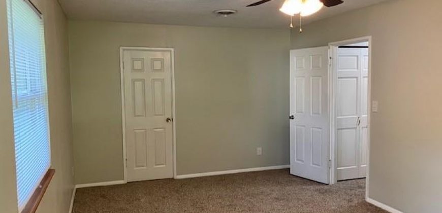 Homes for Sale in Kansas City, MO 64152 | 7171 NW Chapel Woods Circle