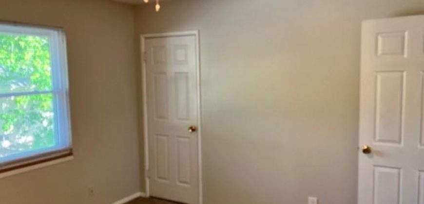 Homes for Sale in Kansas City, MO 64152 | 7171 NW Chapel Woods Circle
