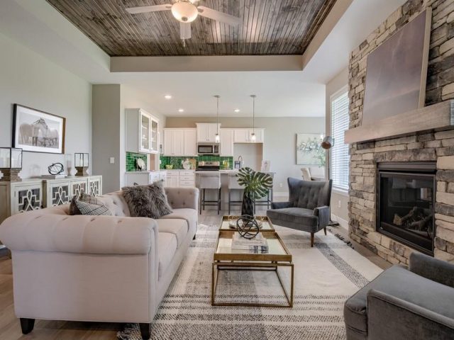 Homes for Sale in Kansas City, MO 64154 | 3001 NW 95th Terrace