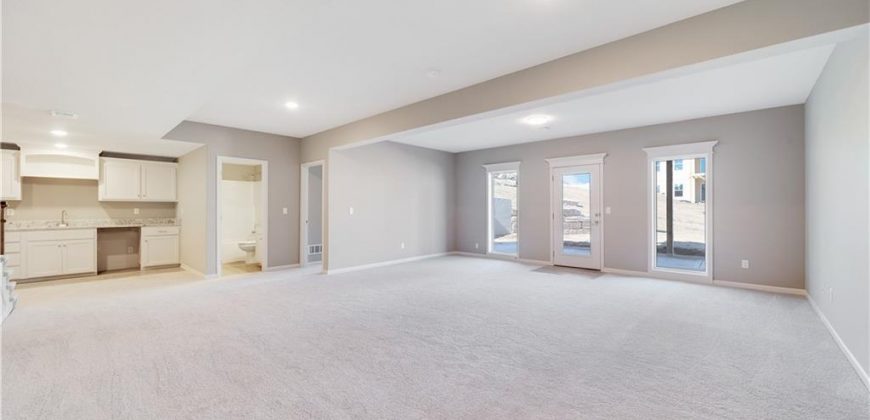 Homes for Sale in Kansas City, MO 64156 | 7000 NE 102nd Court