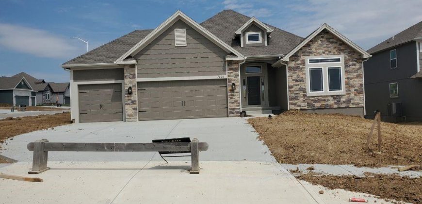 Homes for Sale in Kansas City, MO 64156 | 7000 NE 102nd Court
