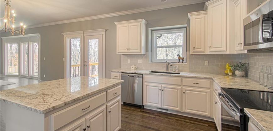 Homes for Sale in Kansas City, MO 64156 | 11807 N Bellaire Avenue