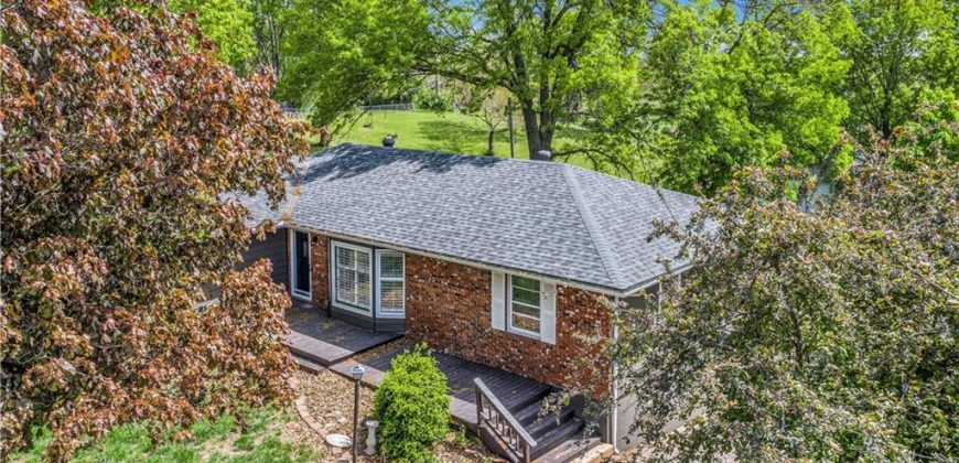 Homes for Sale in Parkville, MO 64152 | 10609 NW Meadow Lane Drive