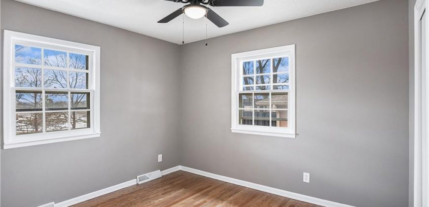 Homes for Sale in Parkville, MO 64152 | 10609 NW Meadow Lane Drive