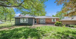 Homes for Sale in Parkville, MO 64152 | 10609 NW Meadow Lane Drive