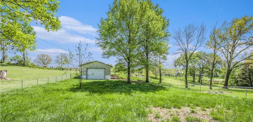 Homes for Sale in Parkville, MO 64152 | 10609 NW Meadow Lane Drive