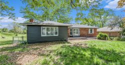 Homes for Sale in Parkville, MO 64152 | 10609 NW Meadow Lane Drive
