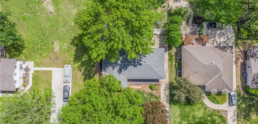 Homes for Sale in Parkville, MO 64152 | 10609 NW Meadow Lane Drive