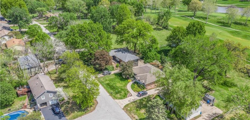 Homes for Sale in Parkville, MO 64152 | 10609 NW Meadow Lane Drive