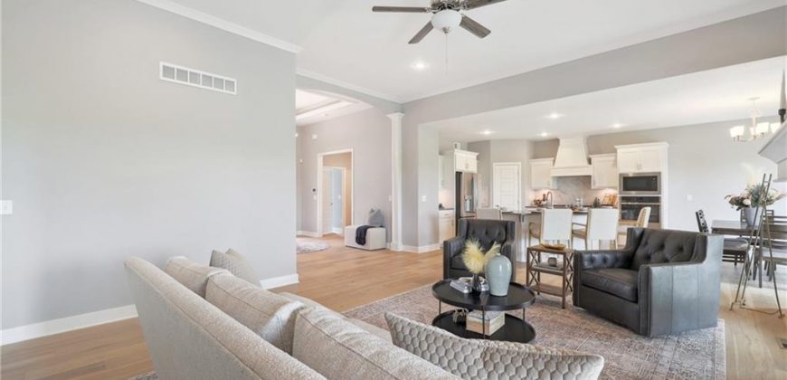 Homes for Sale in Kansas City, MO 64156 | 10212 N Winchester Avenue