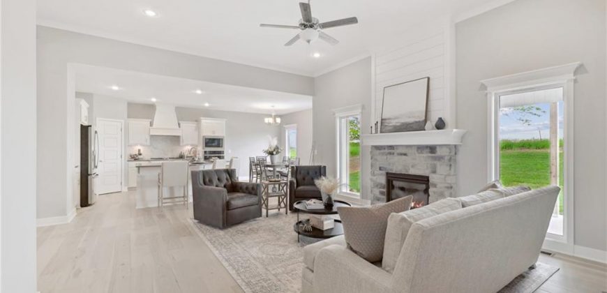 Homes for Sale in Kansas City, MO 64156 | 7012 NE 102nd Court