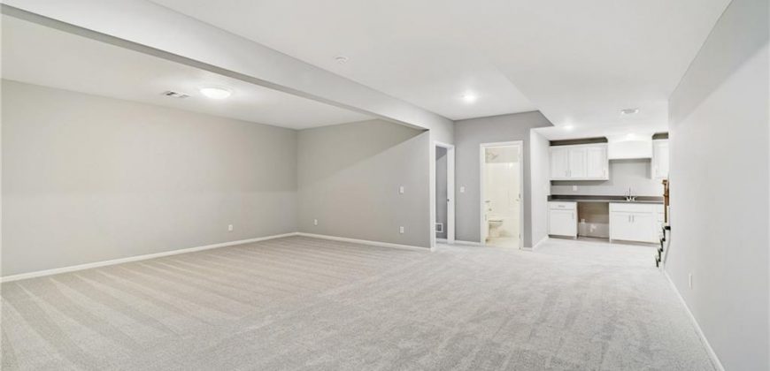 Homes for Sale in Kansas City, MO 64156 | 7005 NE 103rd Street