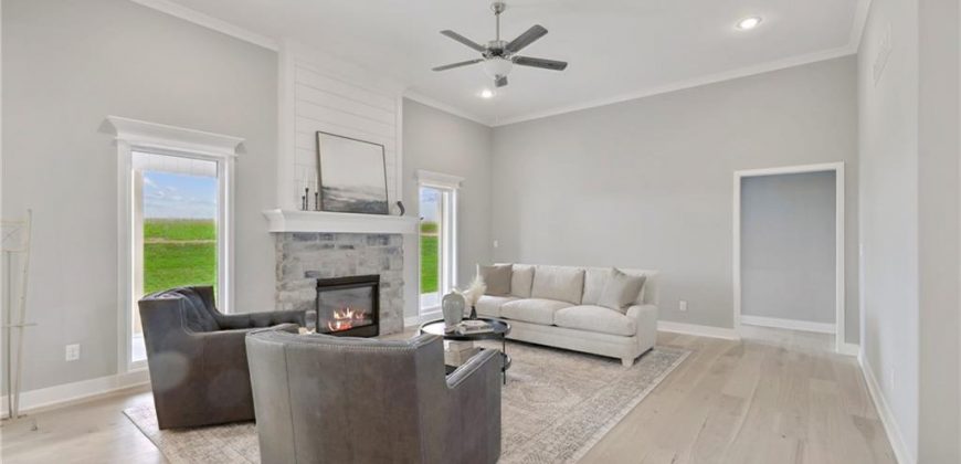 Homes for Sale in Kansas City, MO 64156 | 7005 NE 103rd Street