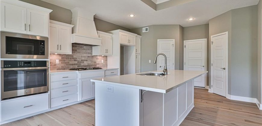 Homes for Sale in Kansas City, MO 64156 | 10216 N Winchester Avenue