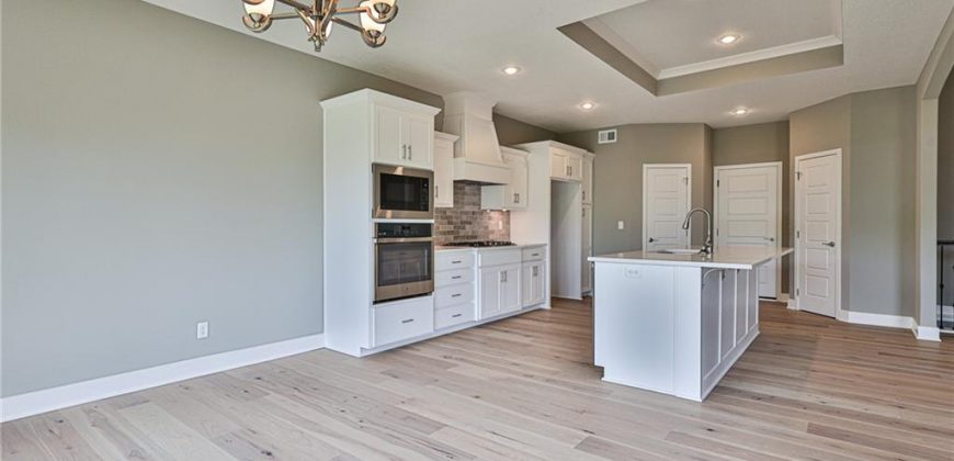 Homes for Sale in Kansas City, MO 64156 | 10216 N Winchester Avenue