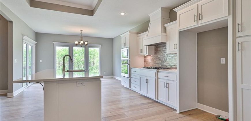 Homes for Sale in Kansas City, MO 64156 | 10216 N Winchester Avenue