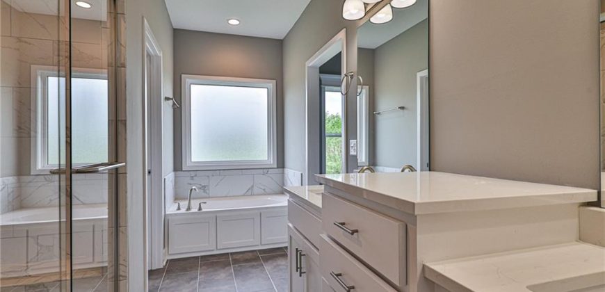 Homes for Sale in Kansas City, MO 64156 | 10216 N Winchester Avenue