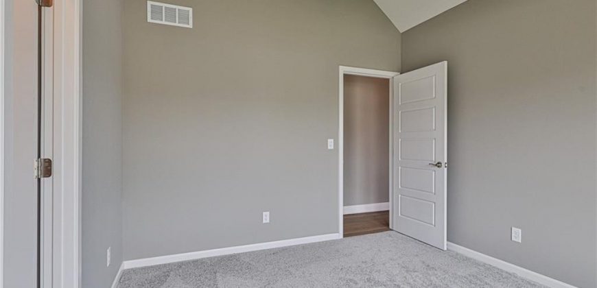 Homes for Sale in Kansas City, MO 64156 | 10216 N Winchester Avenue