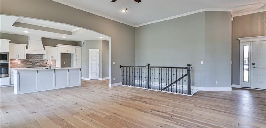 Homes for Sale in Kansas City, MO 64156 | 10216 N Winchester Avenue