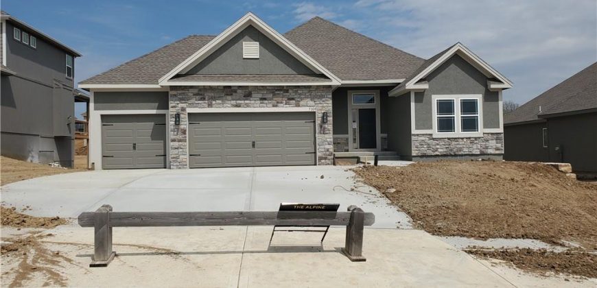 Homes for Sale in Kansas City, MO 64156 | 7008 NE 102nd Court