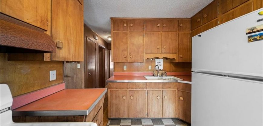 Homes for Sale in Kansas City, MO 64151 | 817 NW South Shore Drive