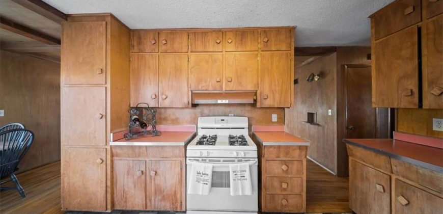 Homes for Sale in Kansas City, MO 64151 | 817 NW South Shore Drive