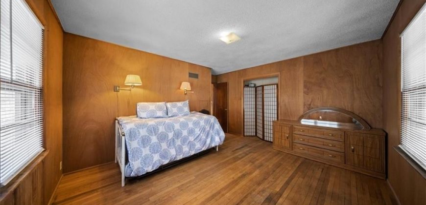 Homes for Sale in Kansas City, MO 64151 | 817 NW South Shore Drive
