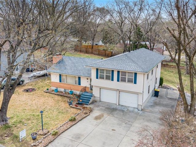 Homes for Sale in Kansas City, MO 64118 | 21 NW 78 Terrace