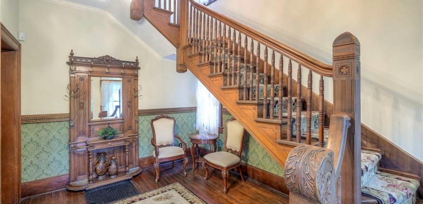 Homes for Sale in Parkville, MO 64152 | 1328  Main Street