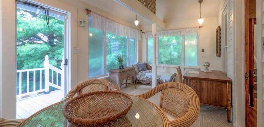 Homes for Sale in Parkville, MO 64152 | 1328  Main Street
