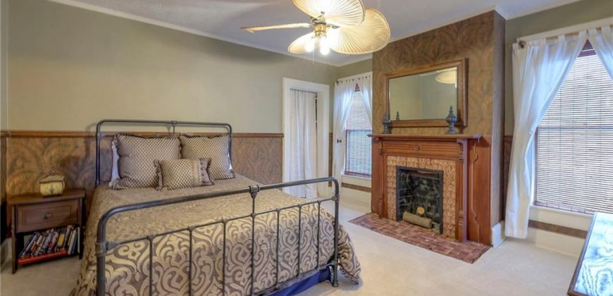 Homes for Sale in Parkville, MO 64152 | 1328  Main Street