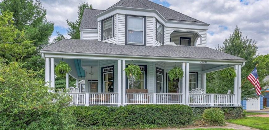 Homes for Sale in Parkville, MO 64152 | 1328  Main Street