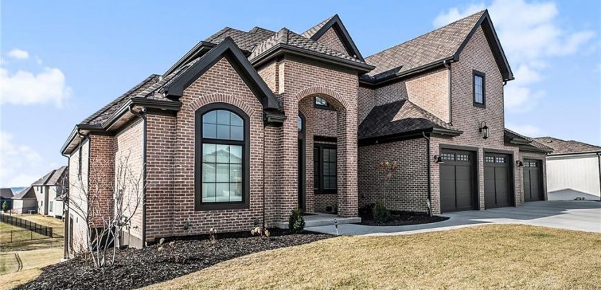 Homes for Sale in Riverside, MO 64150 | 2171 NW Palisades Drive