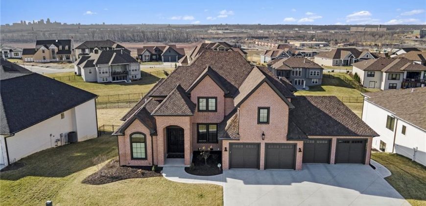 Homes for Sale in Riverside, MO 64150 | 2171 NW Palisades Drive